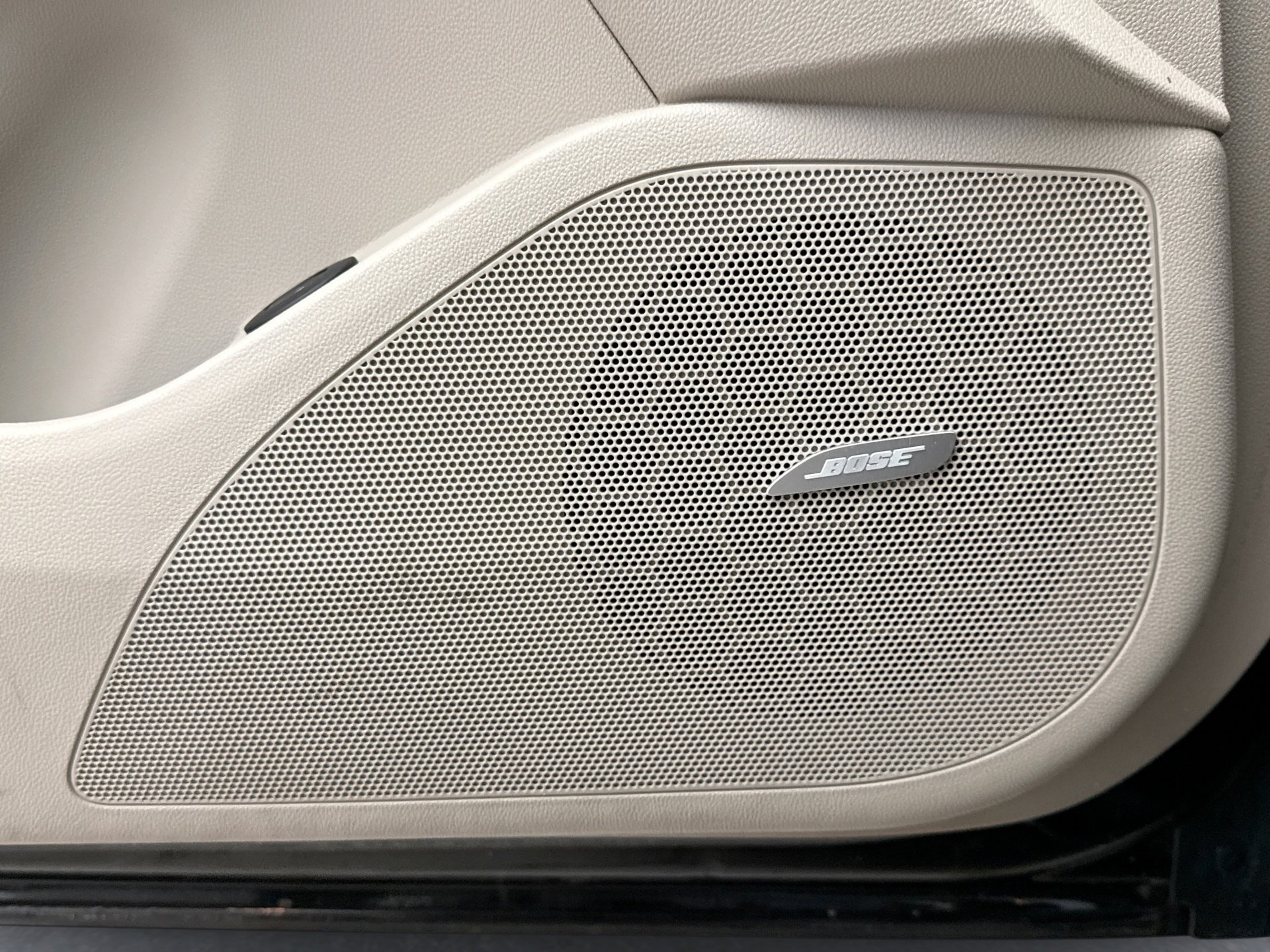 Used 2017 Buick LaCrosse Essence w/ Sights and Sounds Package image 17