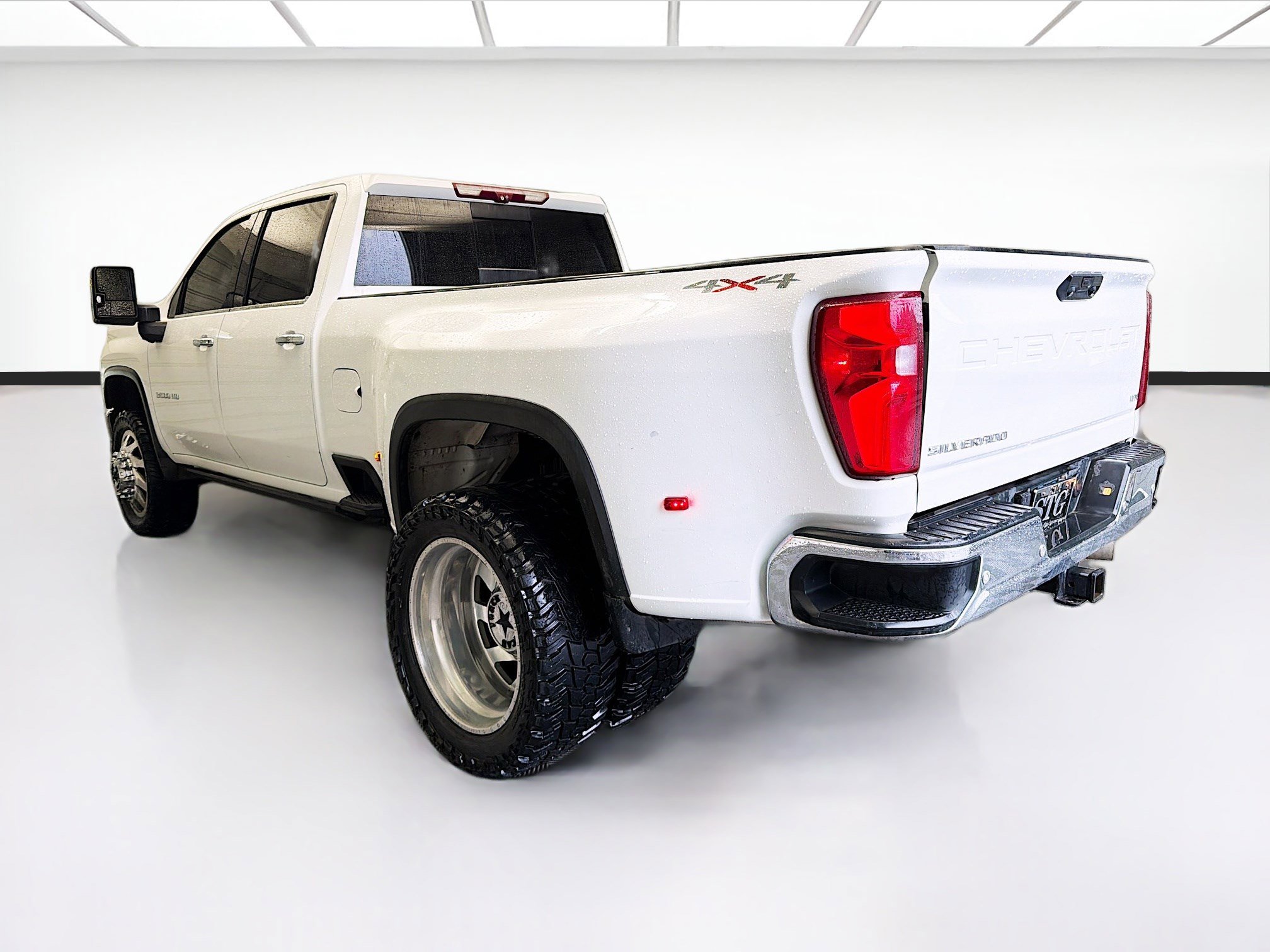 Used 2020 Chevrolet Silverado 3500 LTZ w/ LTZ Plus Package AWD/4WD image 6