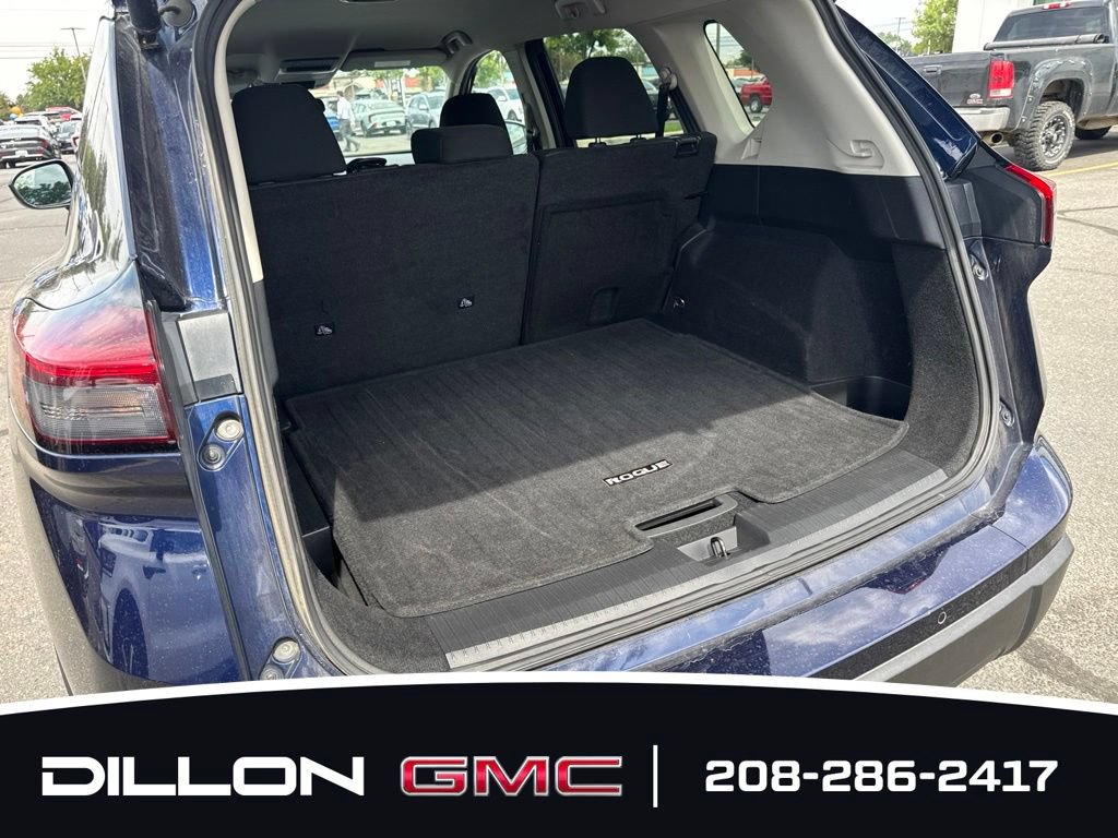 Used 2025 Nissan Rogue SV AWD/4WD image 7