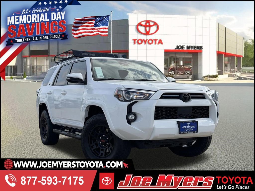 Used 2023 Toyota 4Runner SR5 Premium w/ Moonroof Package AWD/4WD image 1