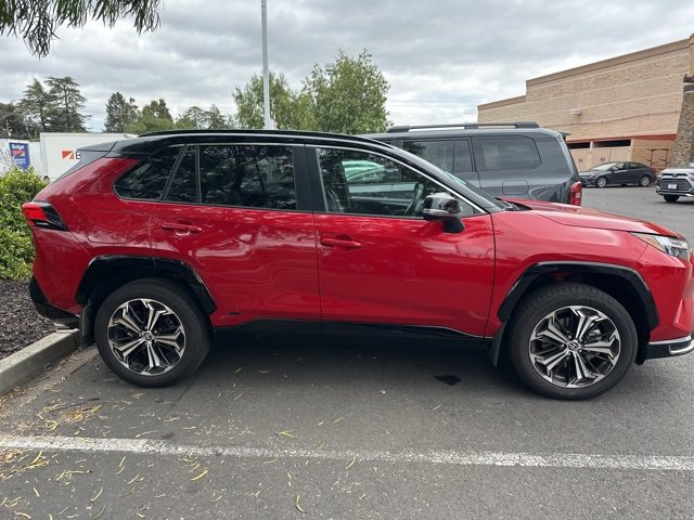 Certified 2025 Toyota RAV4 XSE image 4