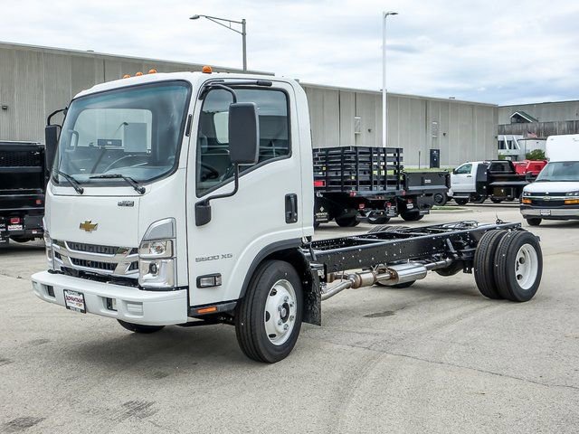 New 2025 Chevrolet Low Cab Forward 5500XG image 7