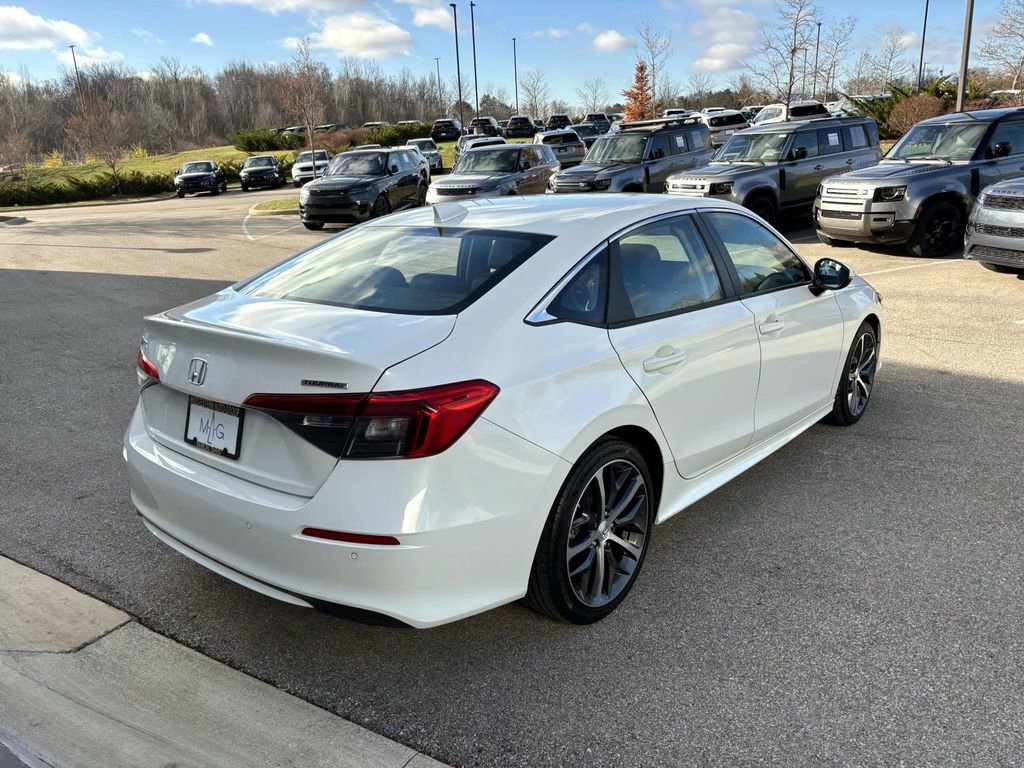Used 2024 Honda Civic Touring image 7