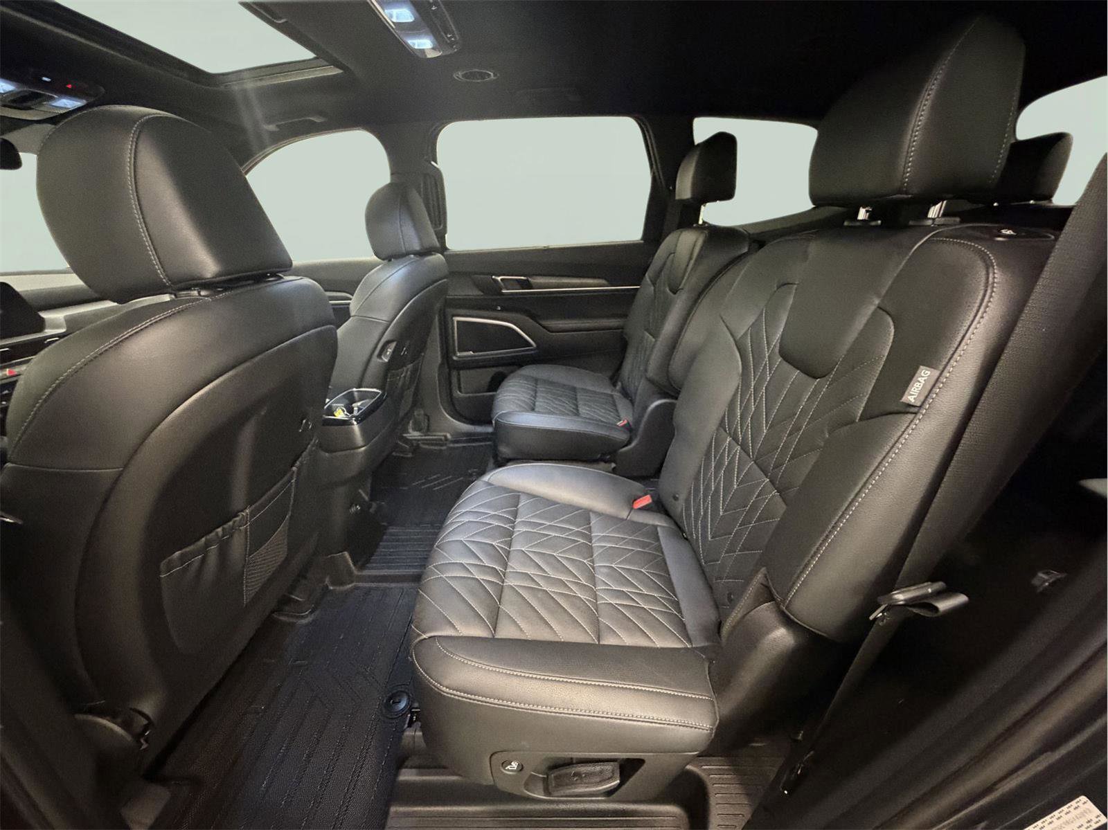 Used 2024 Kia Telluride EX X-Line image 30