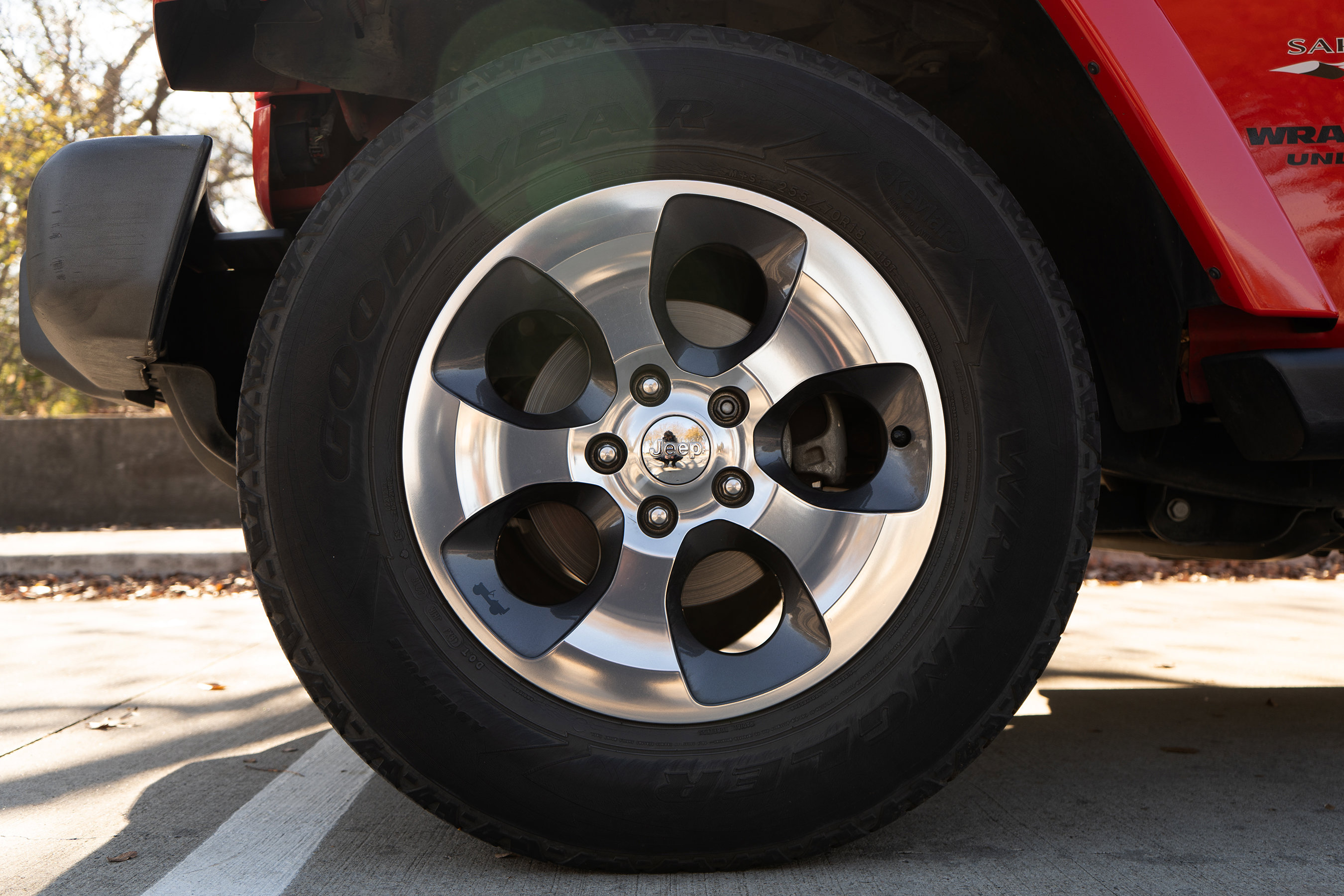 Used 2017 Jeep Wrangler Unlimited Sahara w/ Max Tow Package image 14