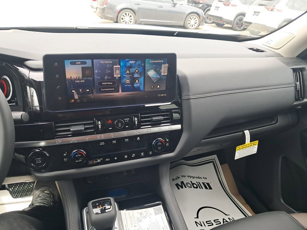 New 2026 Nissan Pathfinder Platinum w/ Lighting Package image 20