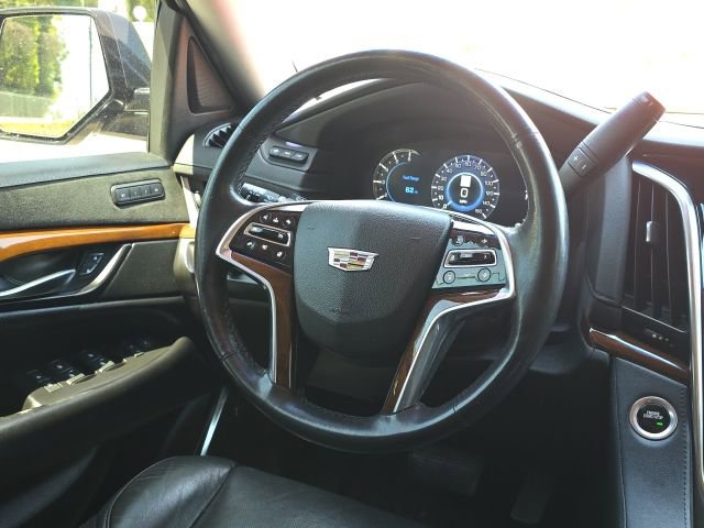 Used 2019 Cadillac Escalade Luxury image 37