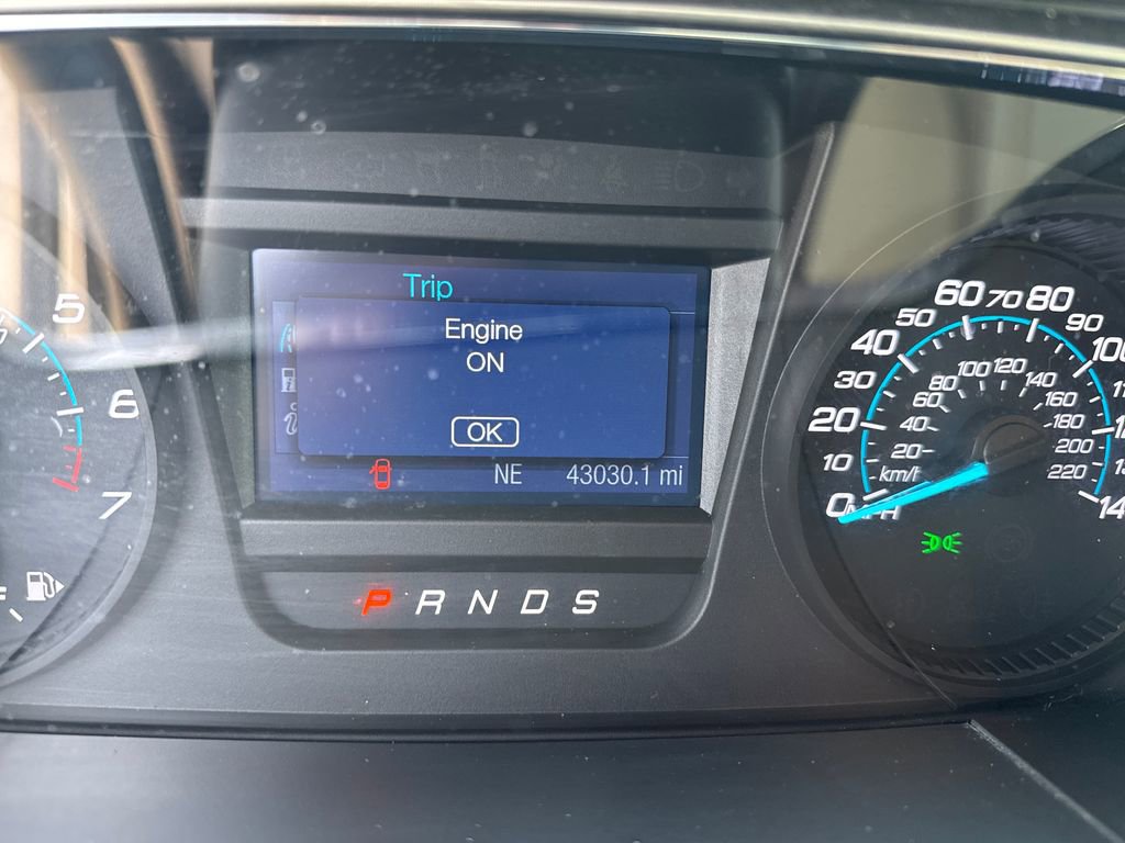 Used 2017 Ford Taurus SEL FWD image 18