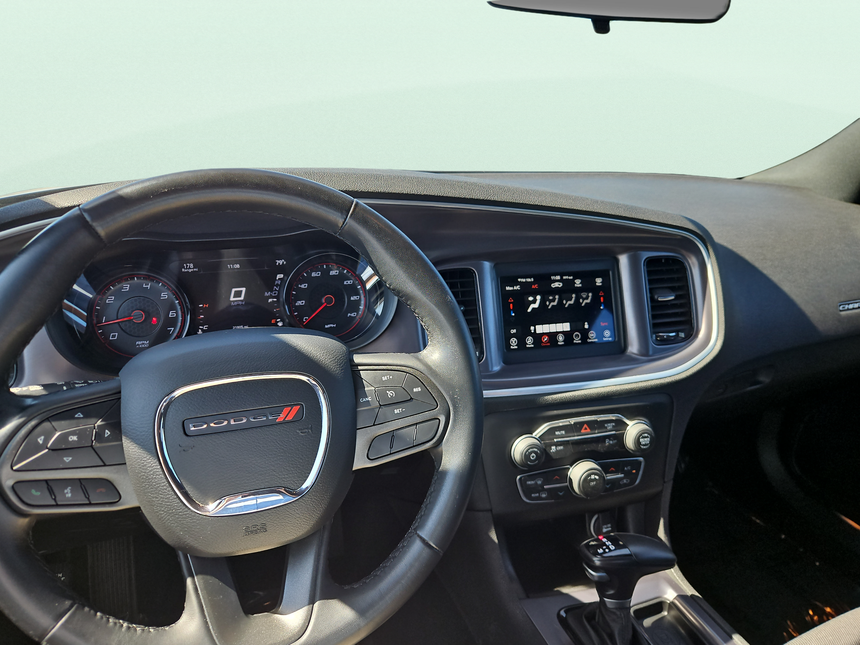 Used 2021 Dodge Charger SXT w/ Blacktop Package RWD image 9