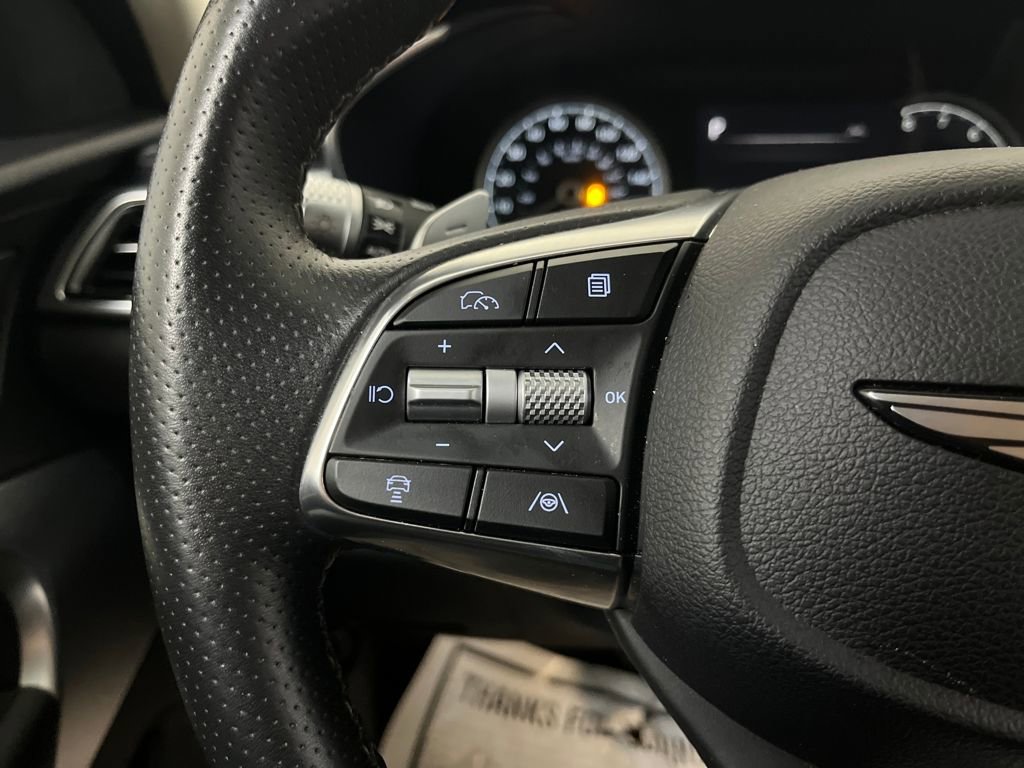 Used 2025 Genesis G70 2.5T image 57