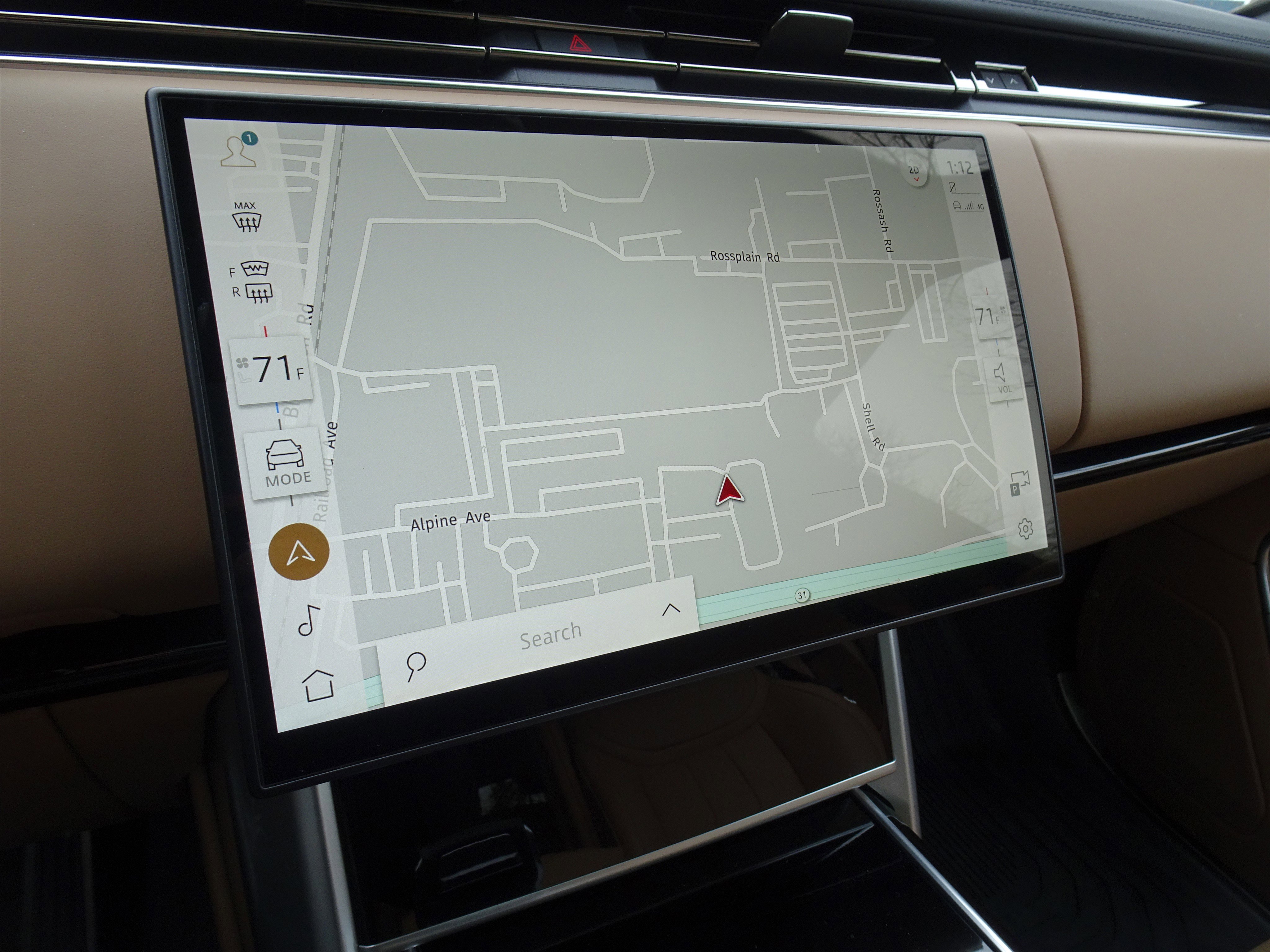 Certified 2024 Land Rover Range Rover SE image 3