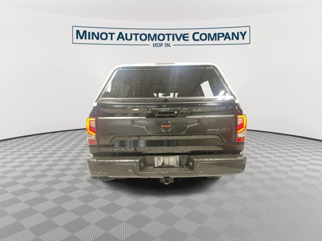 Used 2021 Nissan Titan PRO-4X w/ Pro-4x Convenience Package AWD/4WD image 7
