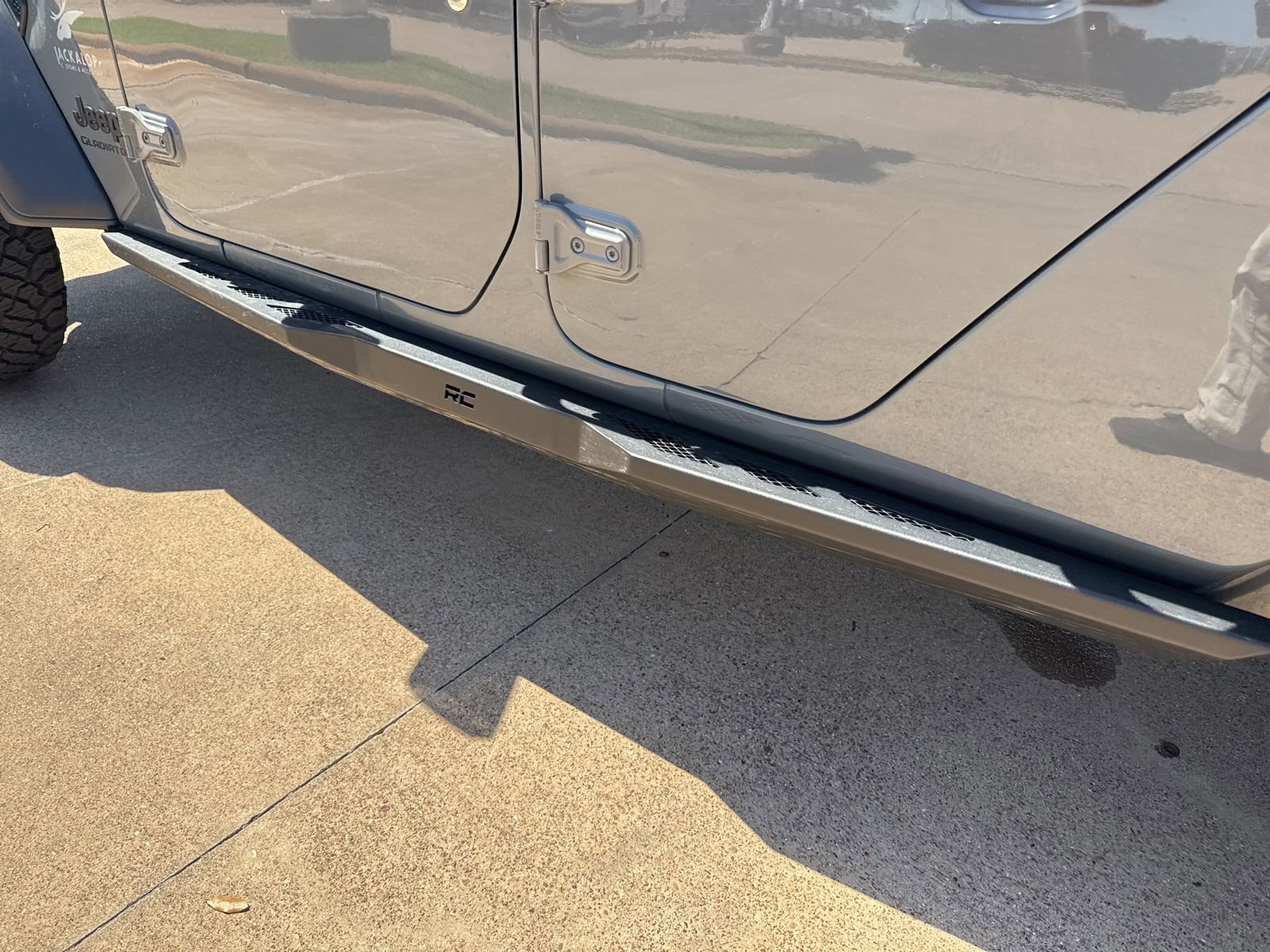 Used 2021 Jeep Gladiator Sport image 11