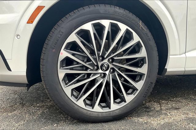 New 2026 Hyundai Palisade Calligraphy FWD image 13