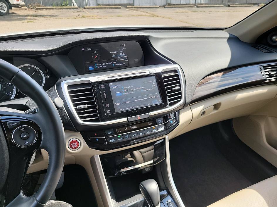Used 2017 Honda Accord EX-L image 35
