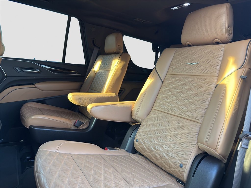 Used 2023 Cadillac Escalade Sport w/ Touring Package image 10