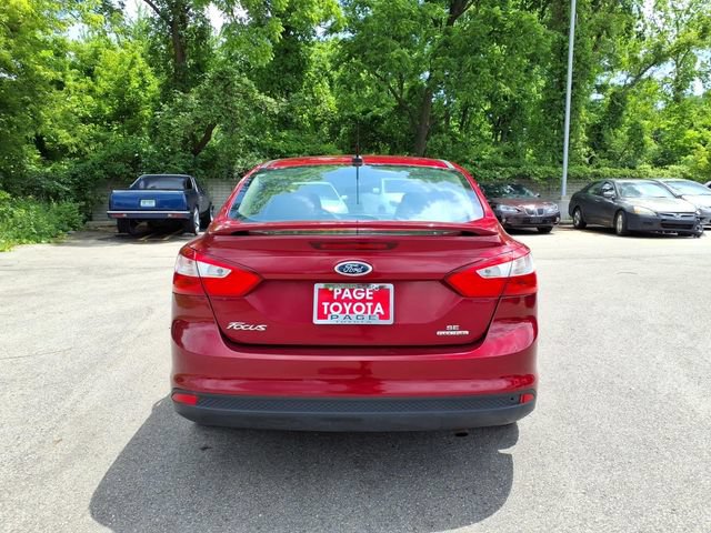 Used 2014 Ford Focus SE w/ Equipment Group 201A FWD image 6