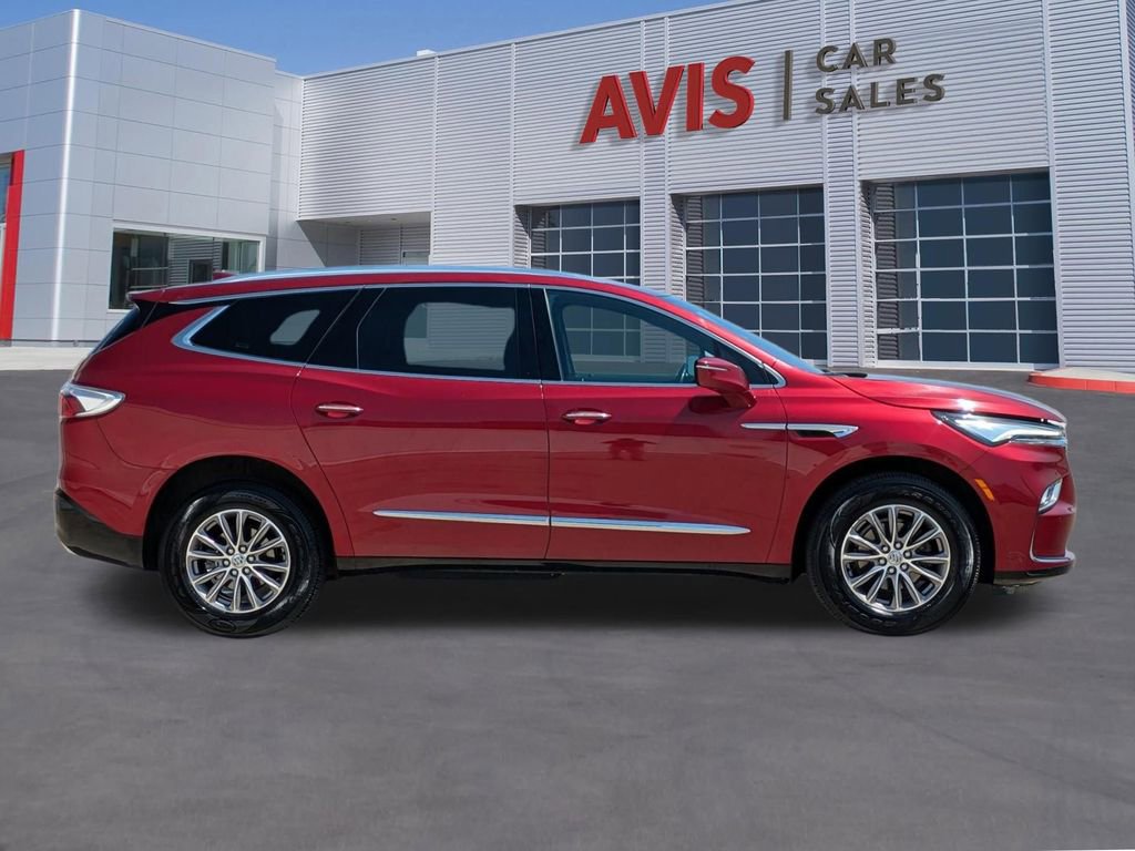 Used 2024 Buick Enclave Premium image 5