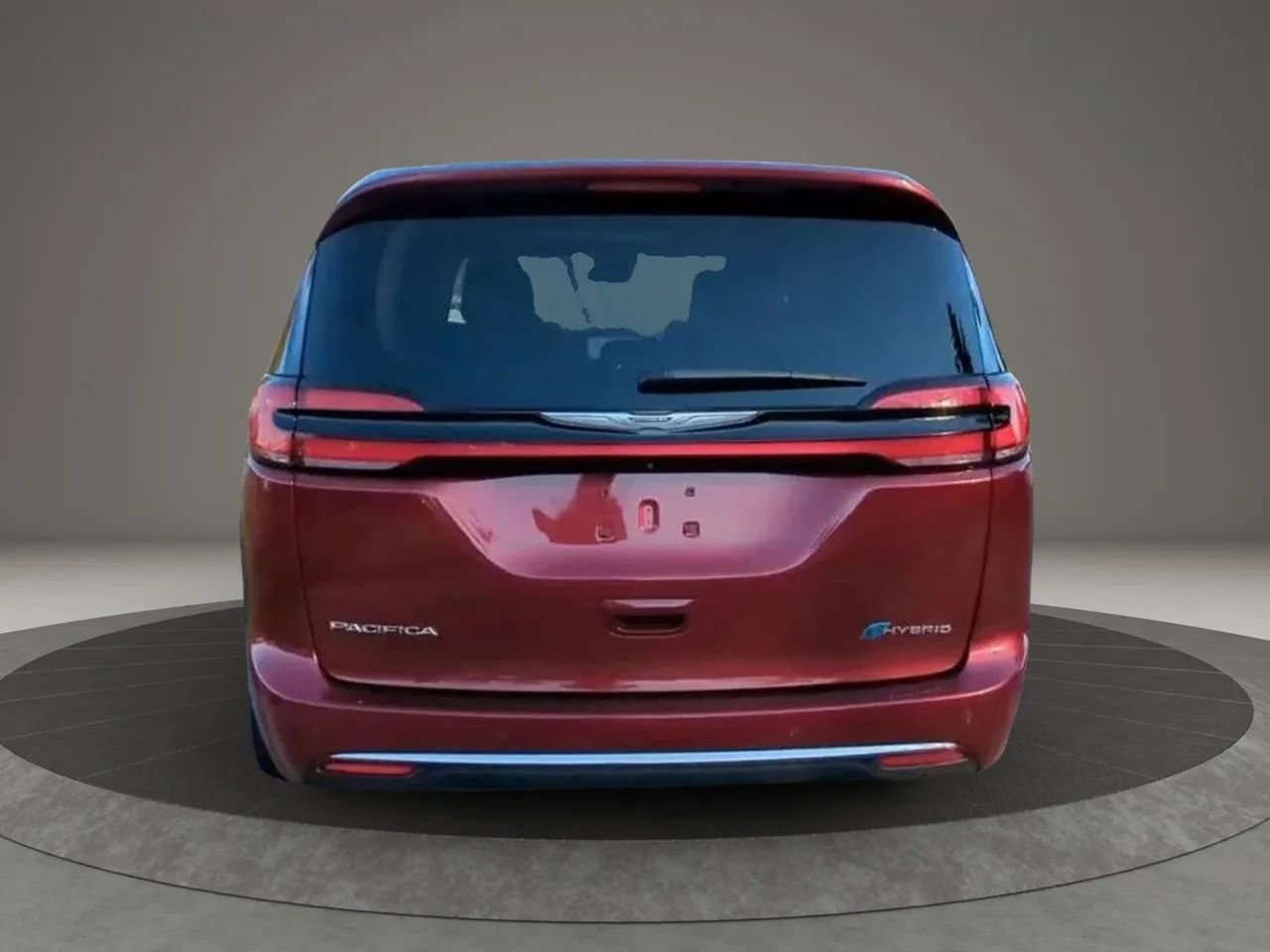 Used 2023 Chrysler Pacifica Limited FWD image 4