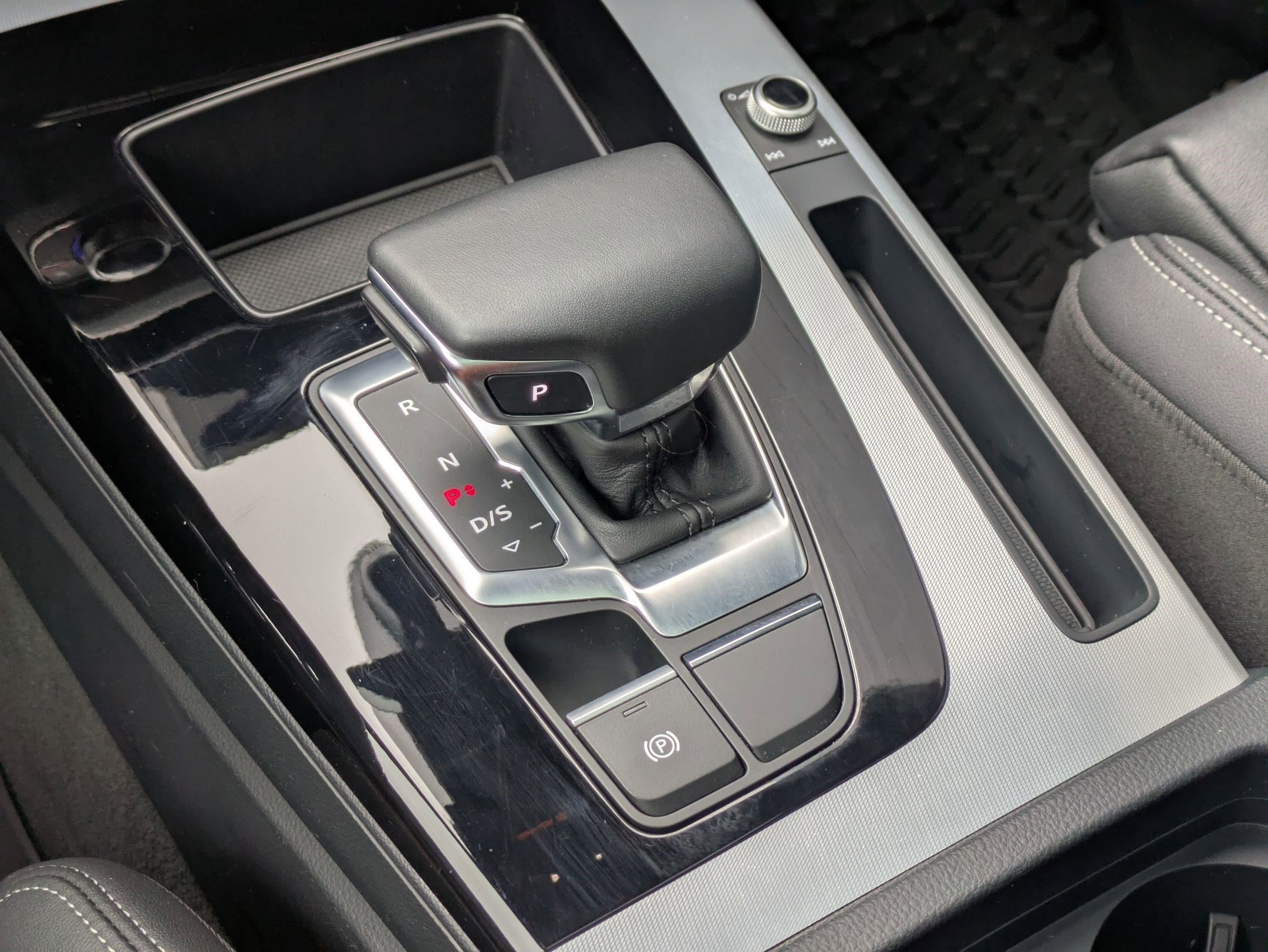 Certified 2025 Audi Q5 2.0T Premium image 20