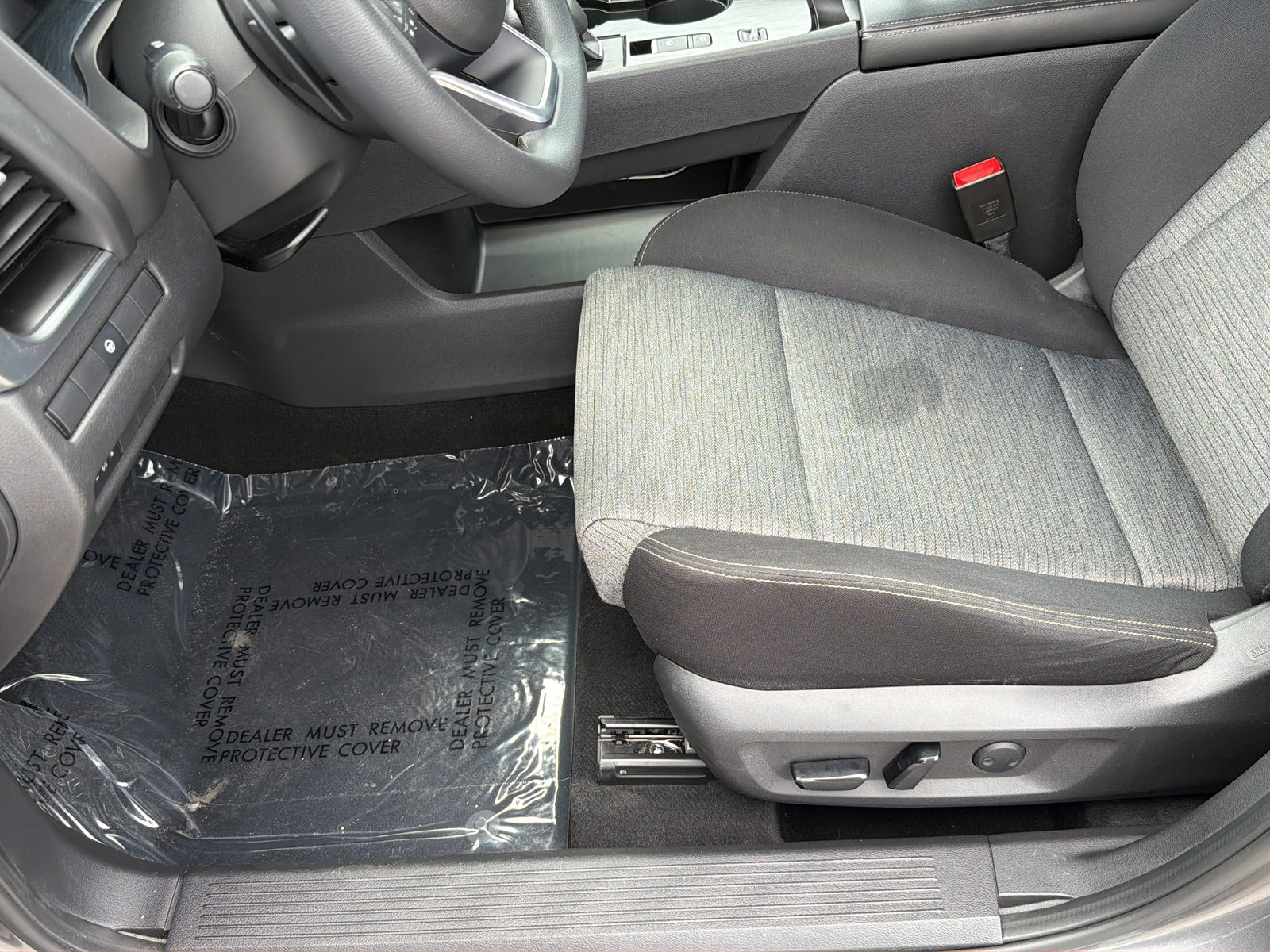 Used 2021 Nissan Rogue SV FWD image 32