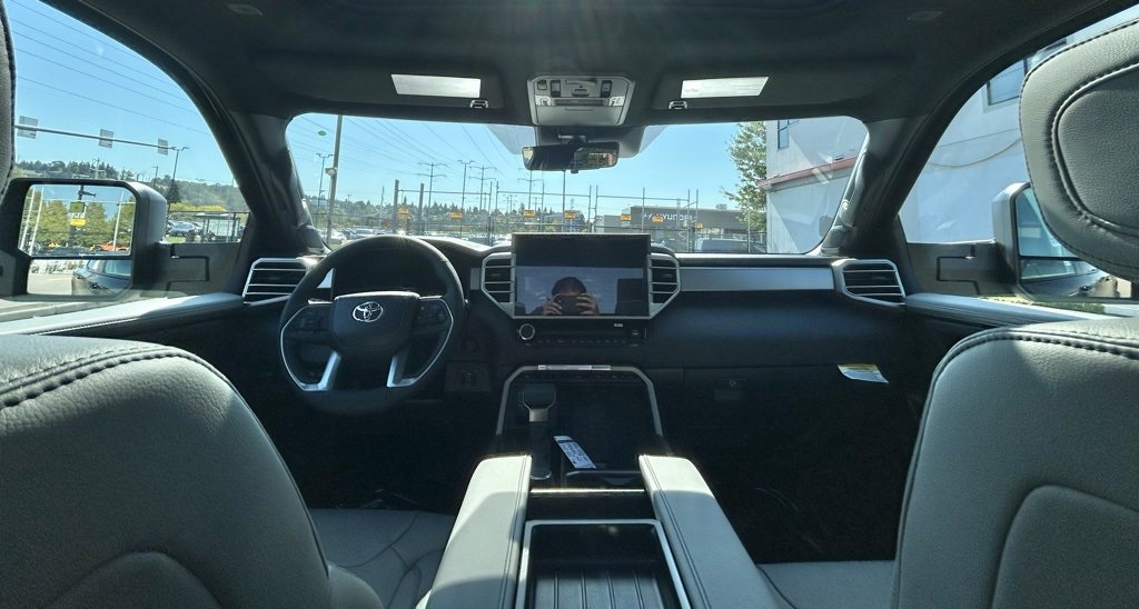 New 2026 Toyota Tundra Limited image 18