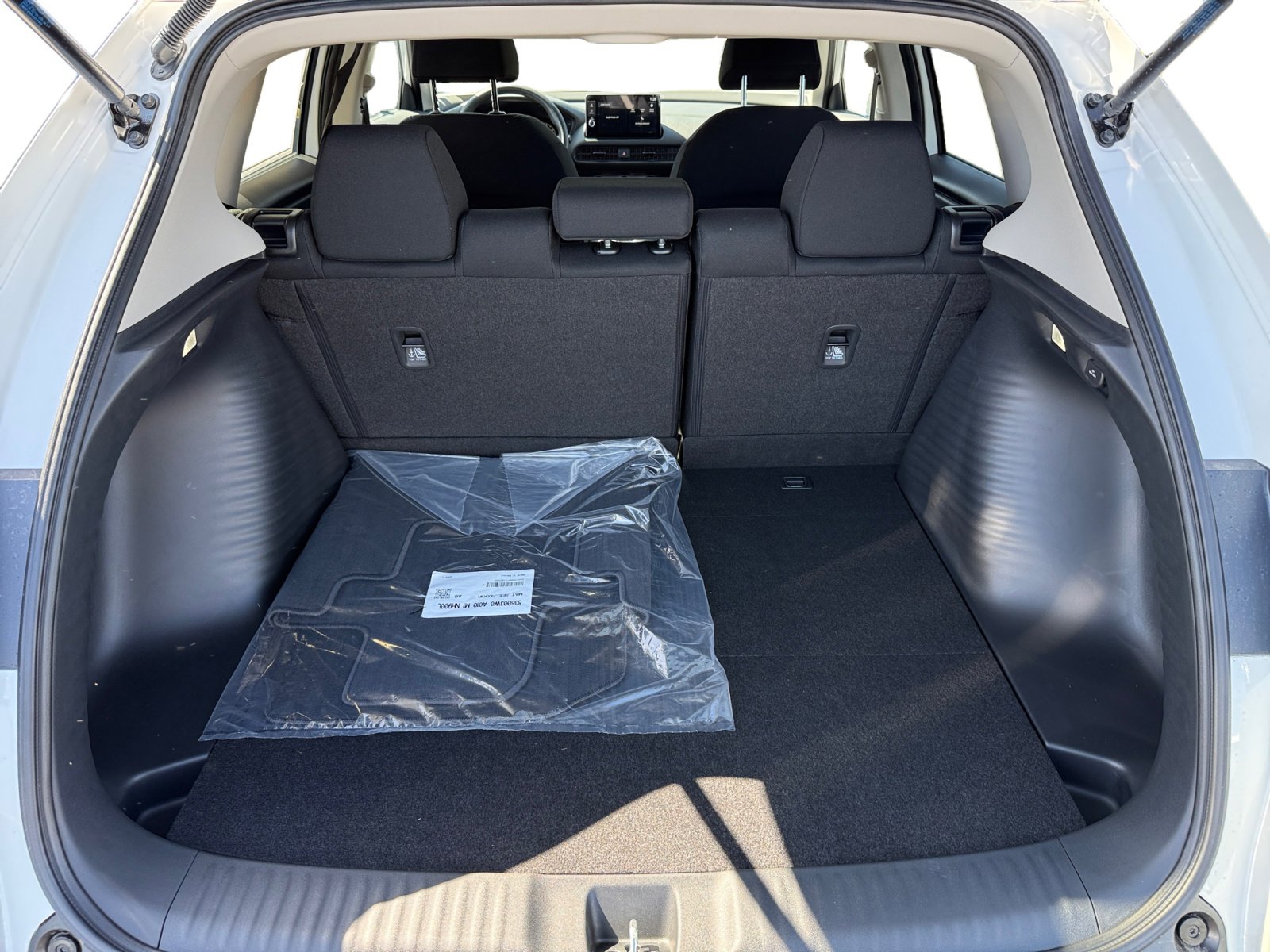 New 2026 Honda HR-V LX image 17