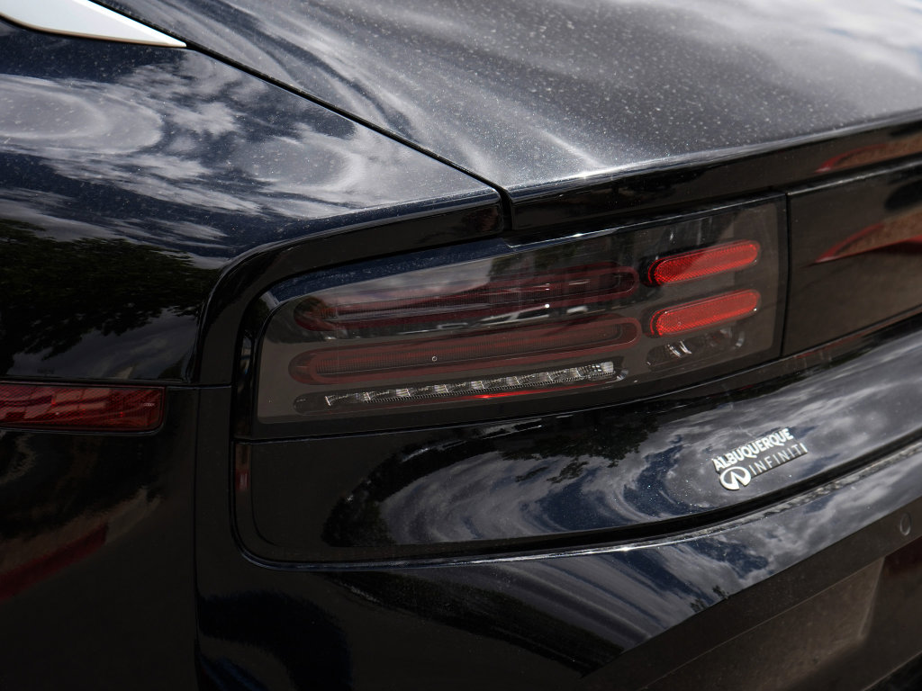 Used 2024 Nissan Z Sport w/ Floor Mat Package RWD image 7