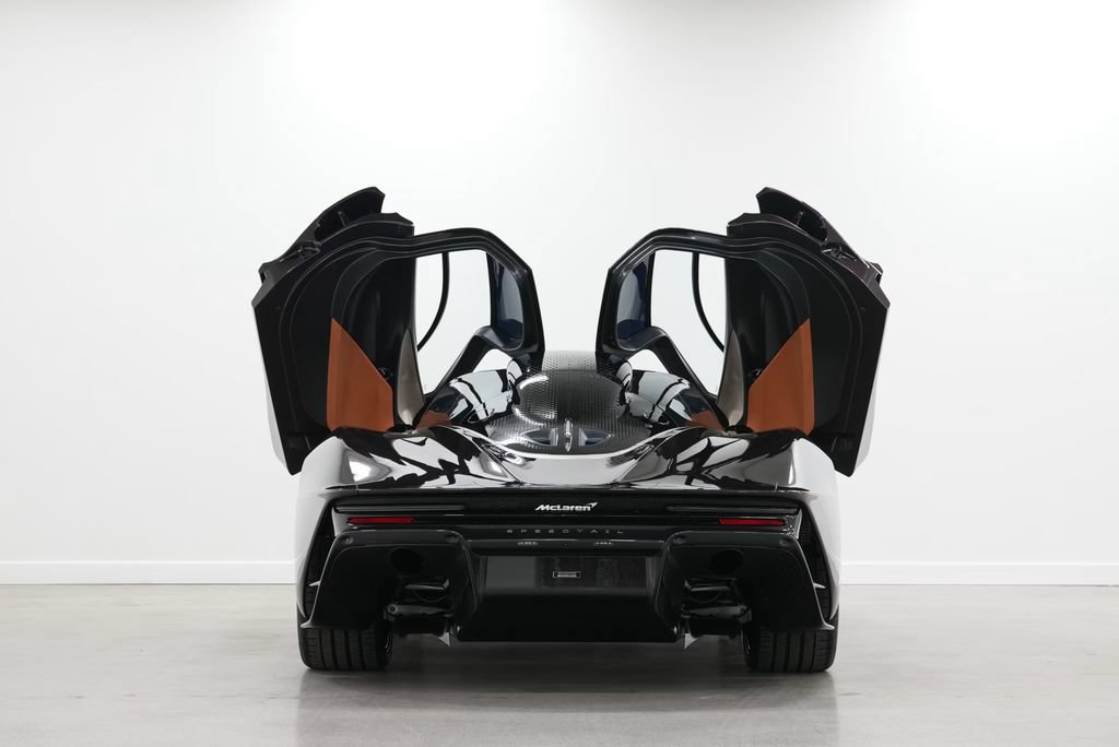 Used 2020 McLaren Speedtail RWD image 14