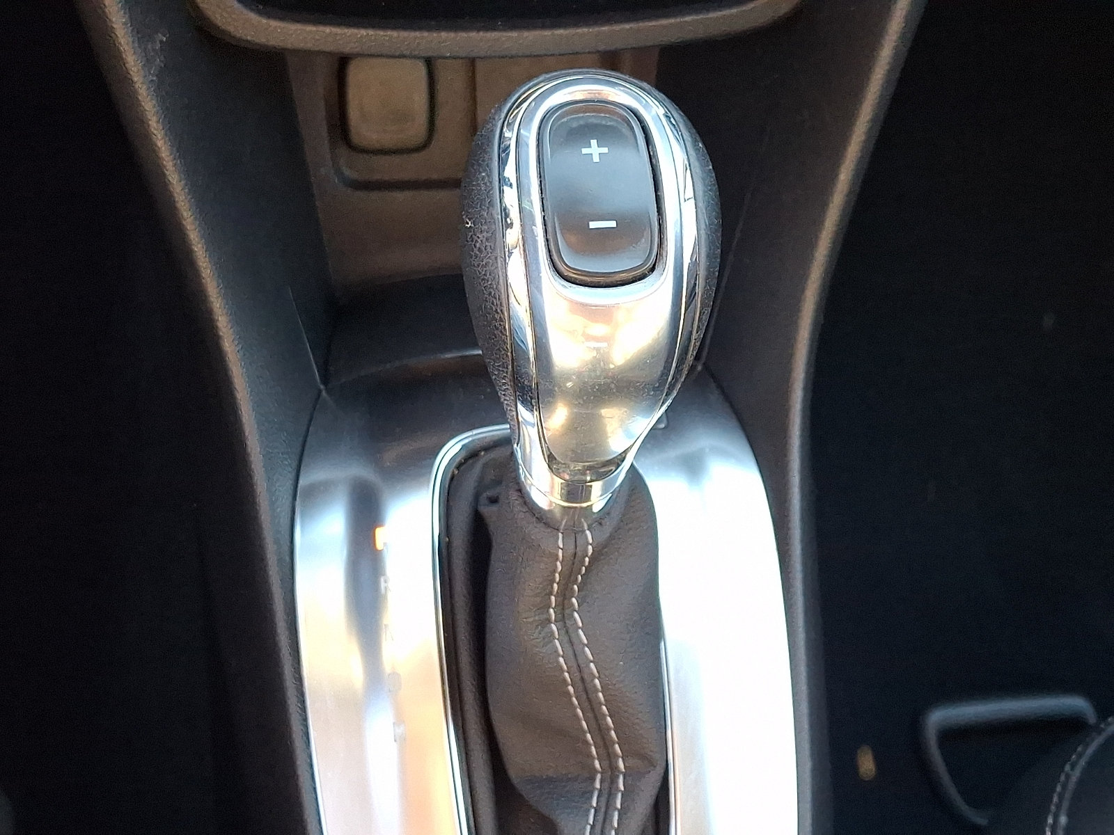Used 2015 Buick Encore AWD image 14