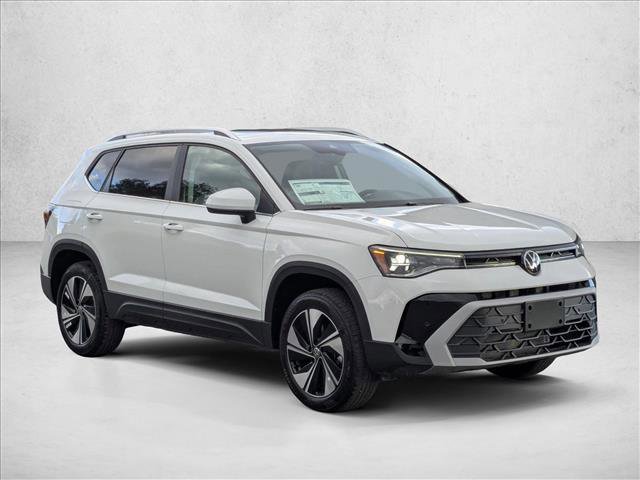 New 2025 Volkswagen Taos SE image 6