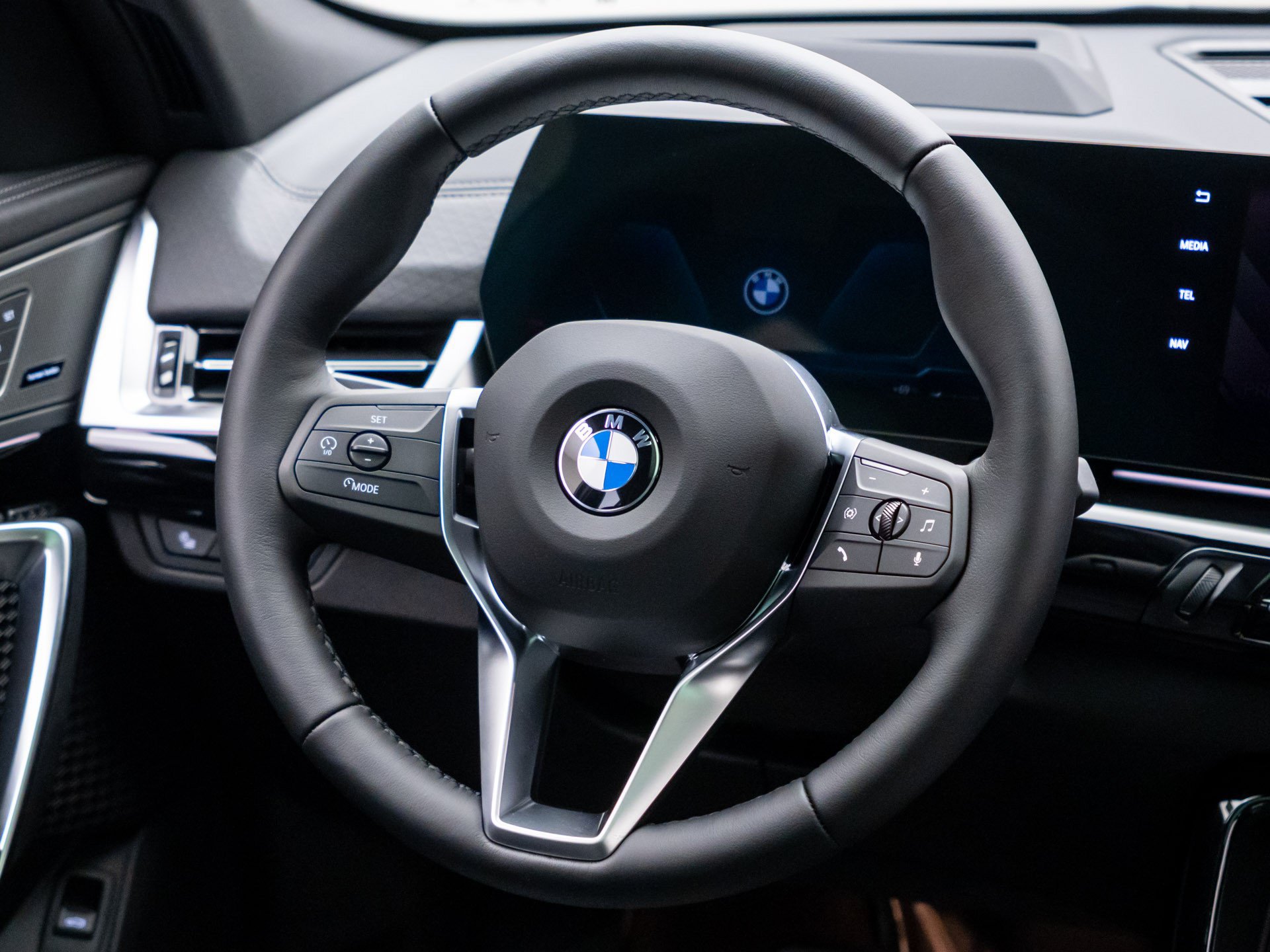 New 2027 BMW X2 xDrive28i w/ Technology Package AWD/4WD image 12
