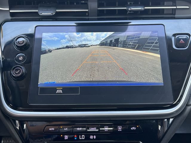Used 2023 Chevrolet Bolt EUV LT w/ Driver Confidence Package FWD image 18