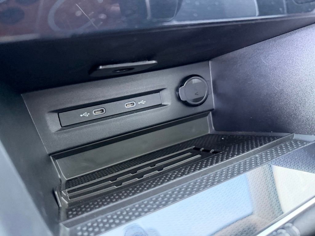 New 2026 Volkswagen Taos SE AWD/4WD image 26