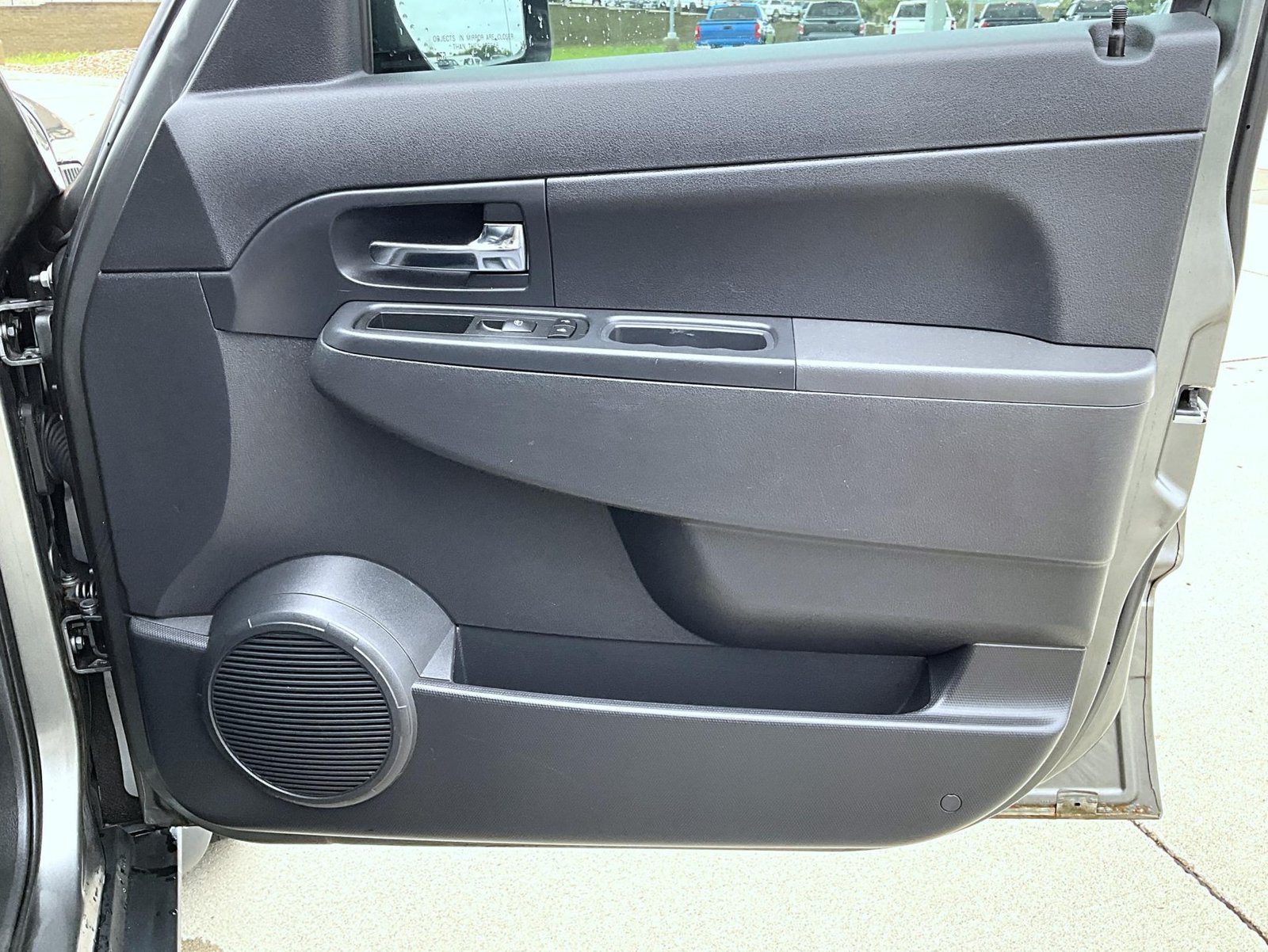 Used 2012 Jeep Liberty Sport AWD/4WD image 18