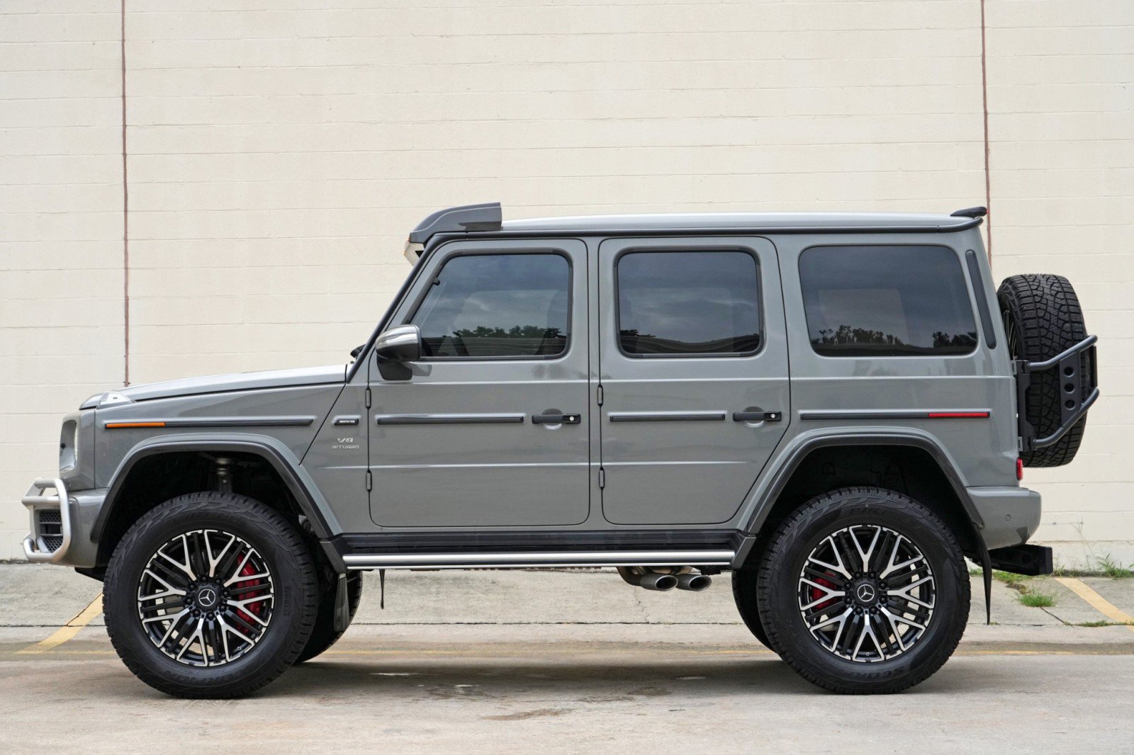Used 2023 Mercedes-Benz G 63 AMG Squared image 9