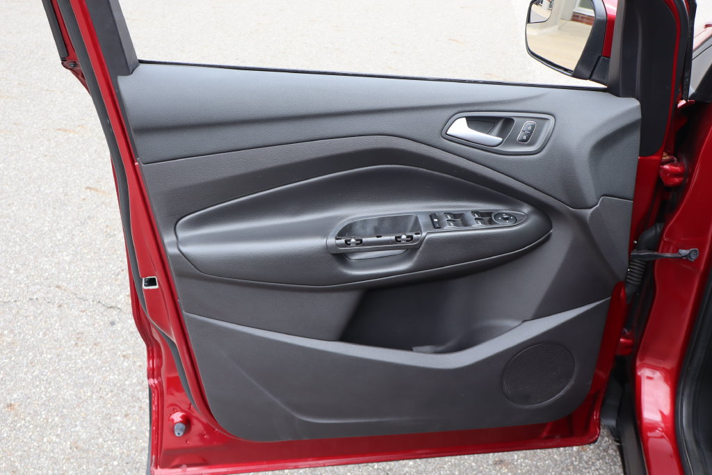 Used 2018 Ford Escape SE AWD/4WD image 7