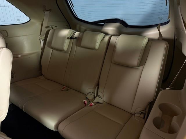 Used 2019 Toyota Highlander XLE image 17