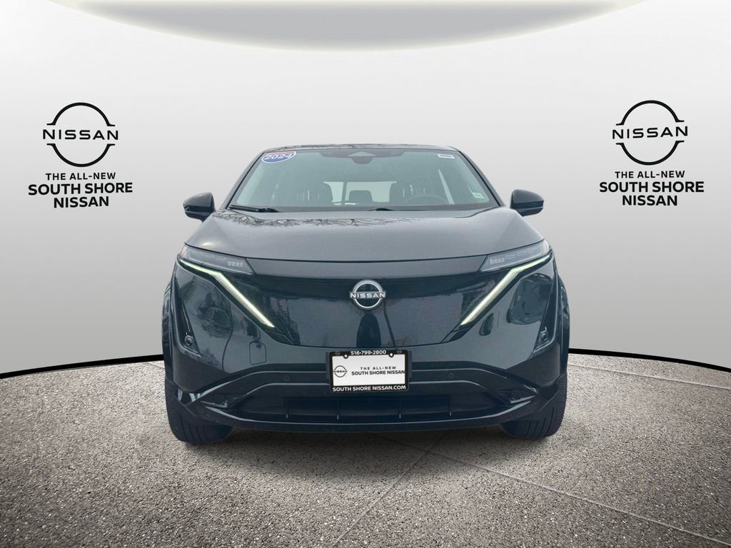 Used 2024 Nissan Ariya AWD image 2