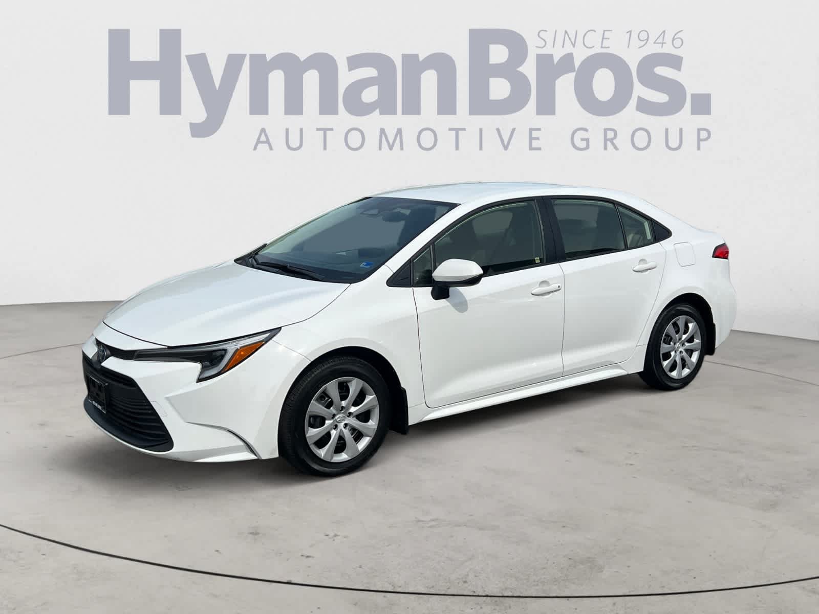 Used 2023 Toyota Corolla LE w/ Carpet Mat Package (TMS) FWD image 8