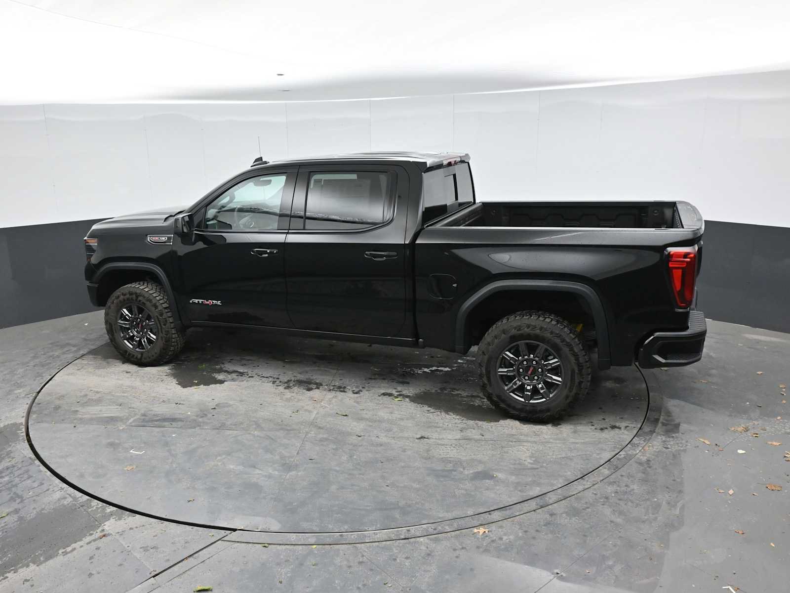 New 2026 GMC Sierra 1500 AT4X AWD/4WD image 32