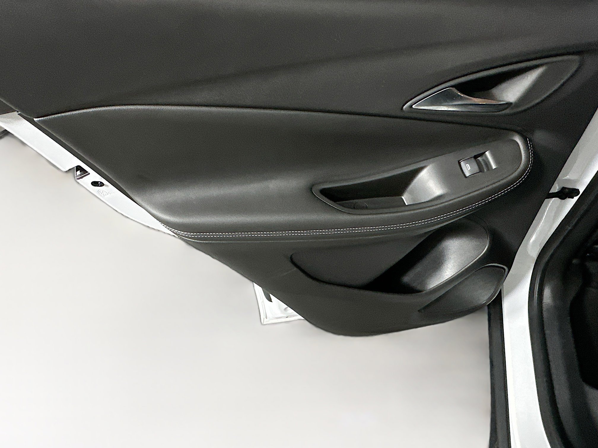 Used 2025 Buick Encore GX Preferred FWD image 32