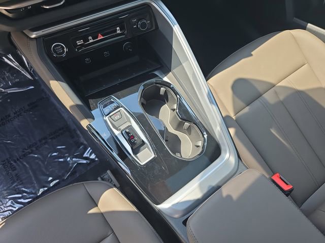 Used 2025 Audi Q5 Premium w/ Convenience Package AWD/4WD image 28