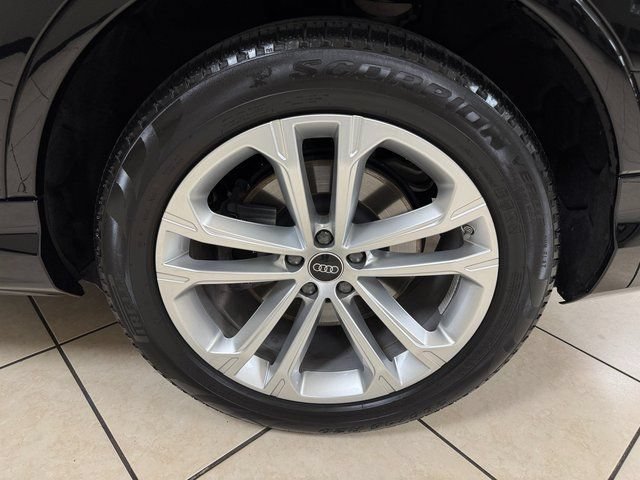 Used 2025 Audi Q7 3.0T Premium Plus w/ Premium Plus Package AWD/4WD image 30