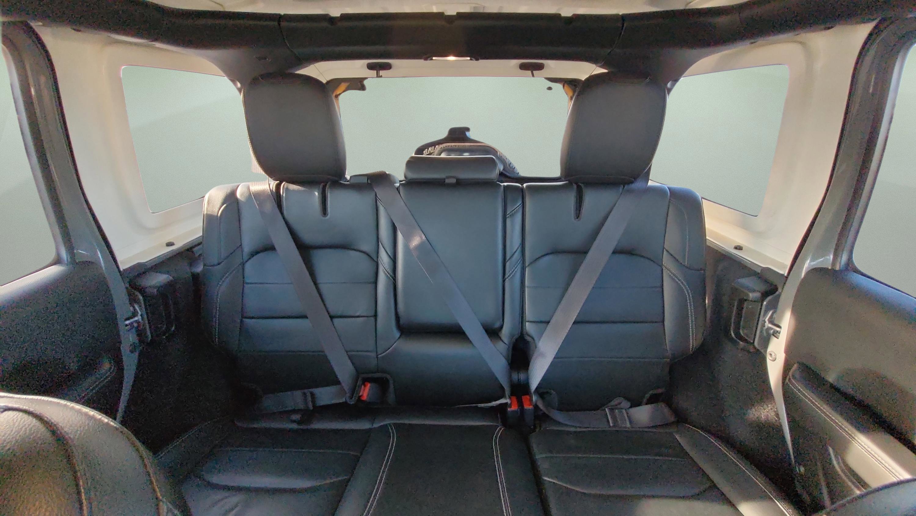 Used 2023 Jeep Wrangler Unlimited Sahara w/ Cold Weather Group image 18