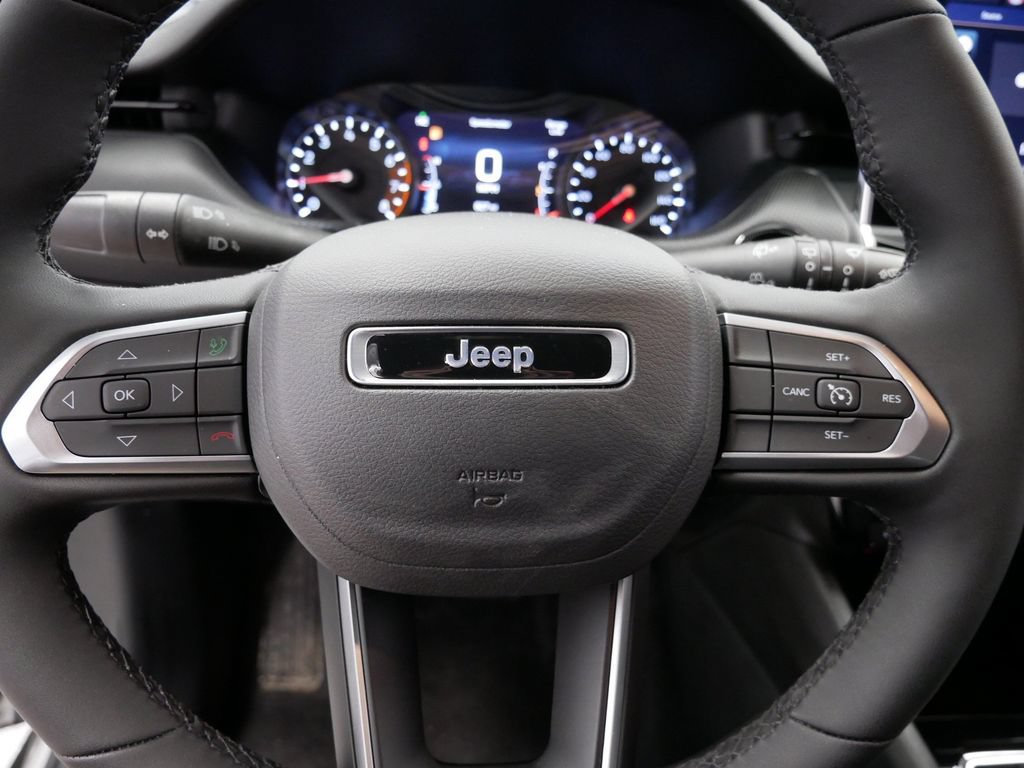 New 2026 Jeep Compass Latitude AWD/4WD image 22