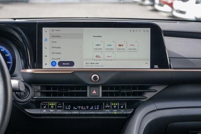 Used 2023 Toyota Crown Limited w/ Advanced Technology Package image 15