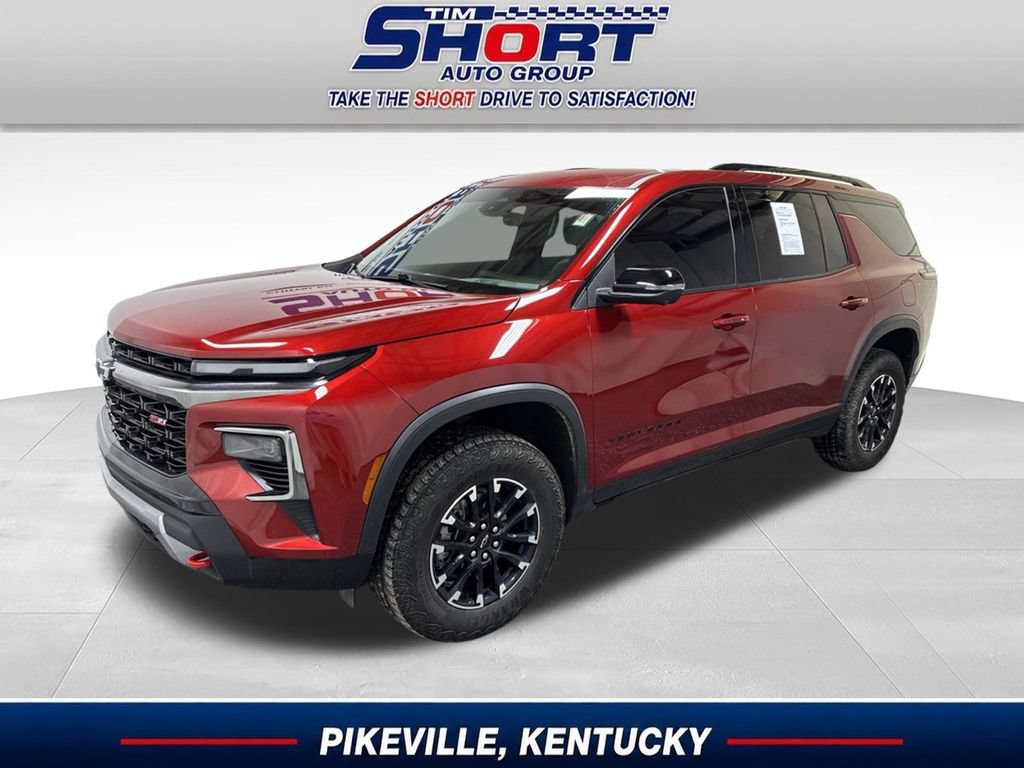 Used 2025 Chevrolet Traverse Z71 w/ Driver Confidence Package AWD/4WD image 1