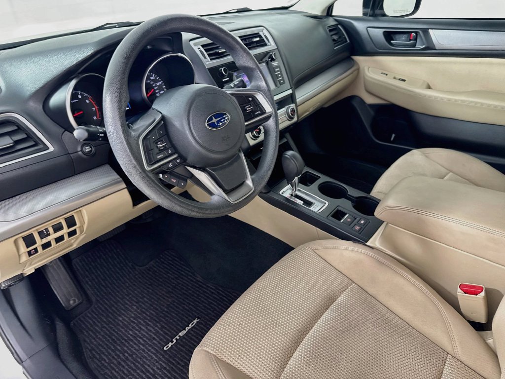 Used 2018 Subaru Outback 2.5i AWD/4WD image 11