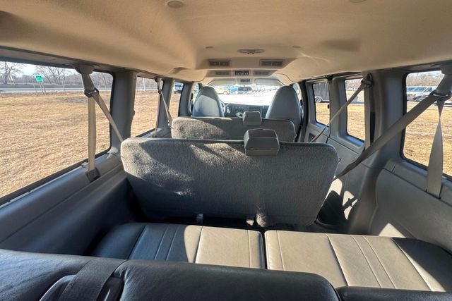 Used 2015 Chevrolet Express 2500 LS RWD image 20
